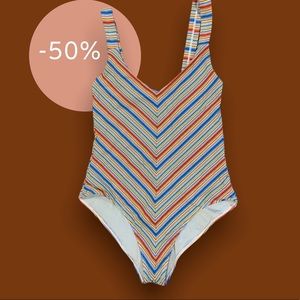 RVCA Woman’s Retro Chevron One-Piece Swim (size L)